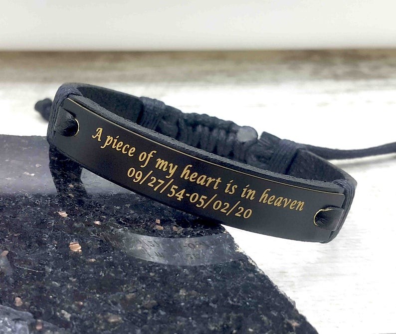 Personalisierte Ein Stück meines Herzens ist im Himmel Erinnerungs Lederarmbänder Geschenke