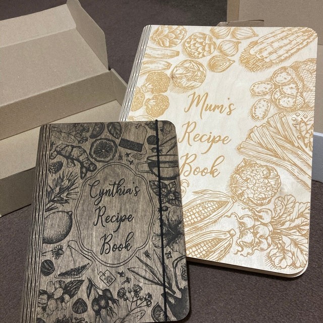 Personalisiertes Familien-Rezeptbuch aus Holz für Mama, Oma, Geschenkideen zum Weihnachtstag