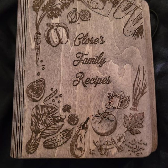 Individuelles Familien-Rezeptbuch aus Holz für Mama, Oma, Geschenkideen zum Weihnachtstag