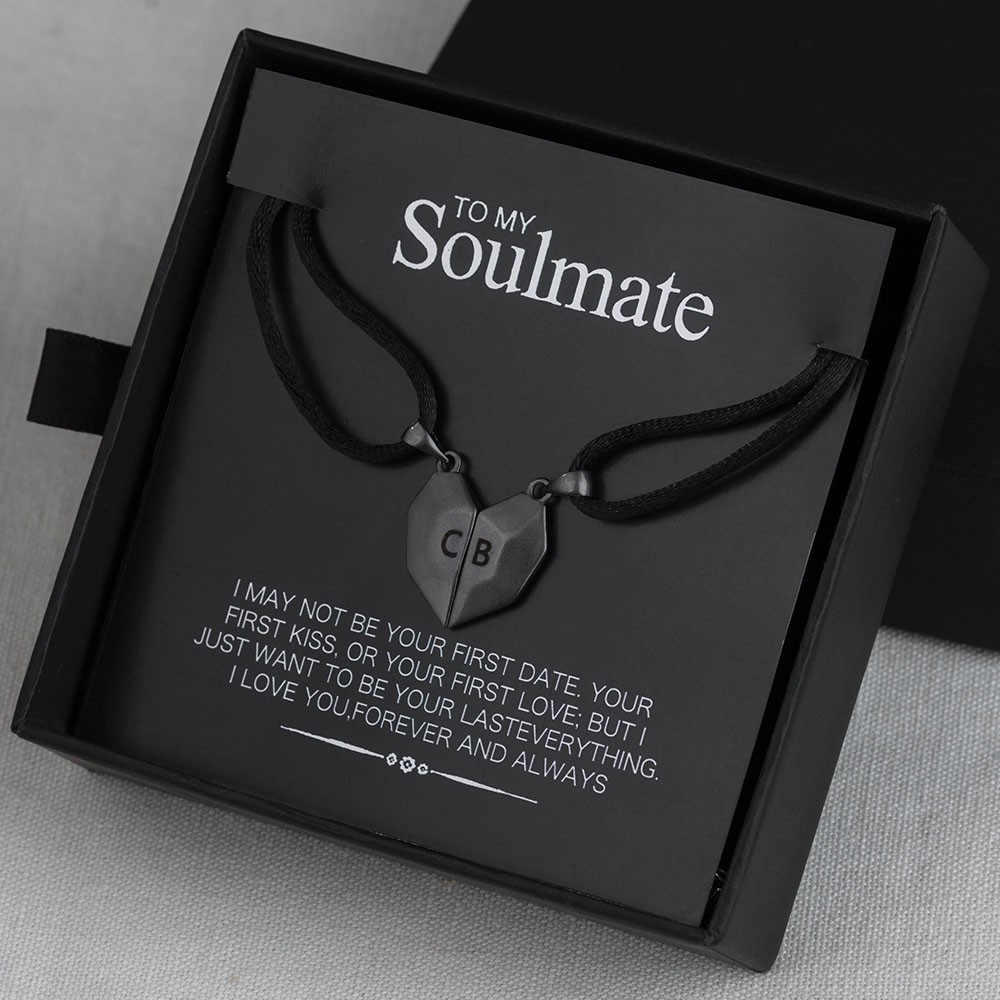 2 Stück personalisierte magnetische Interattraktion herzförmige Namenskette Valentinstag für meinen Seelenverwandten