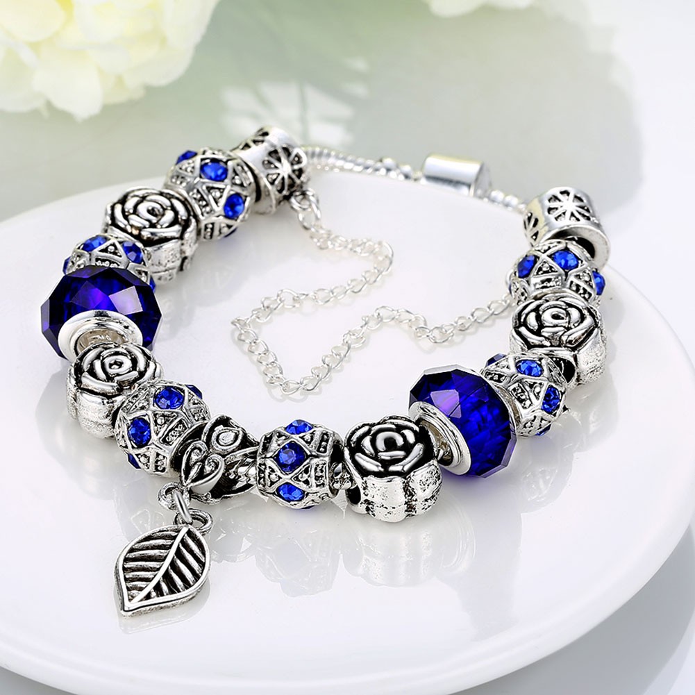 Blaues Blattarmband