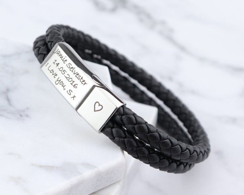 Herren Lederarmbänder mit graviertem Namen