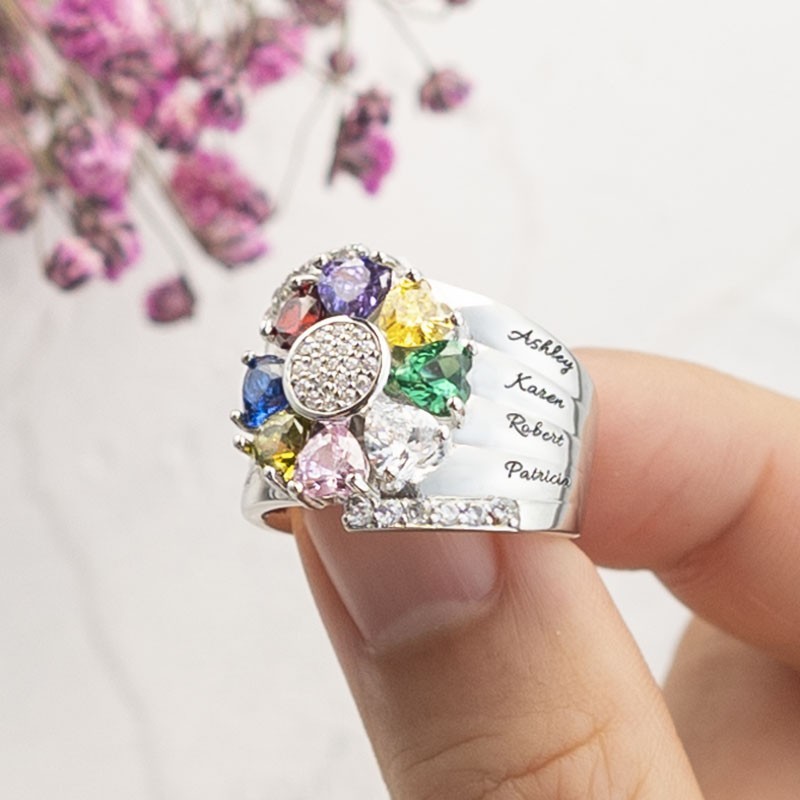 S925 Silber personalisierter gravierter herzförmiger Geburtssteinring mit 1–8 Namen