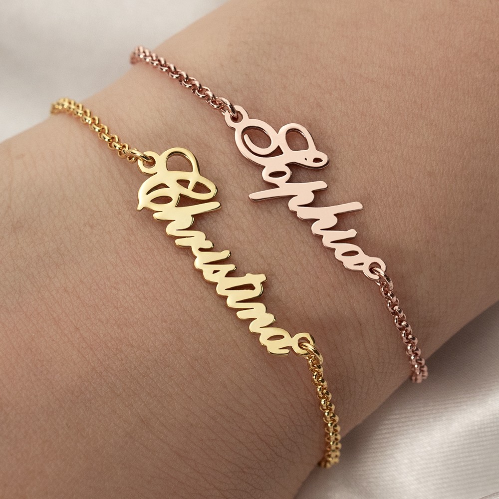 Personalisierte goldene Namensarmbänder