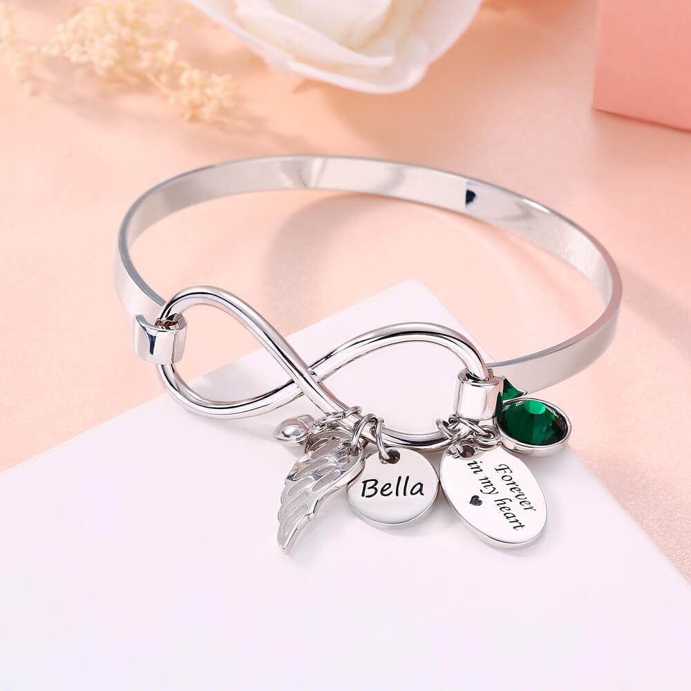 Personalisiertes Infinity Namensarmband mit Geburtsstein für immer in meinem Herzen Engelsflügel