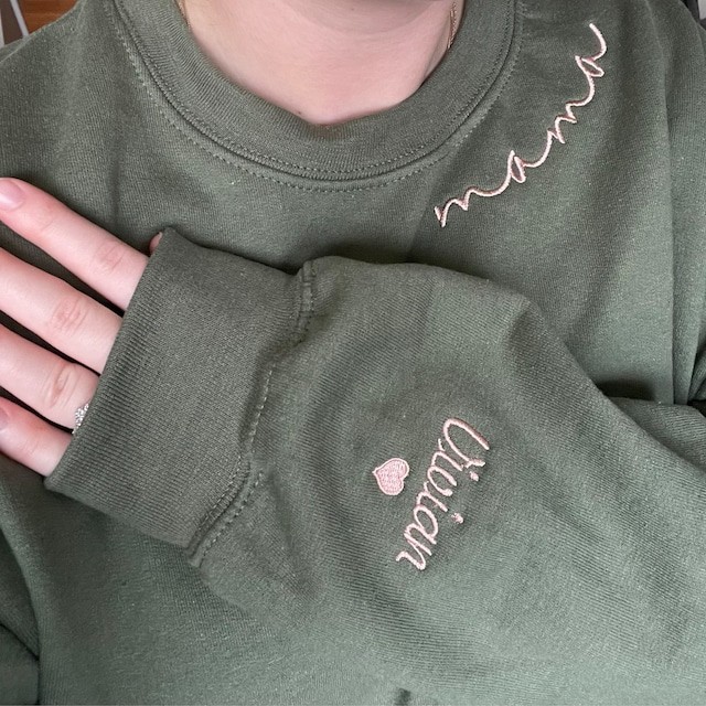 Individuell bestickt Mama Sweatshirt Hoodie mit Kindernamen für Muttertag Geschenkideen
