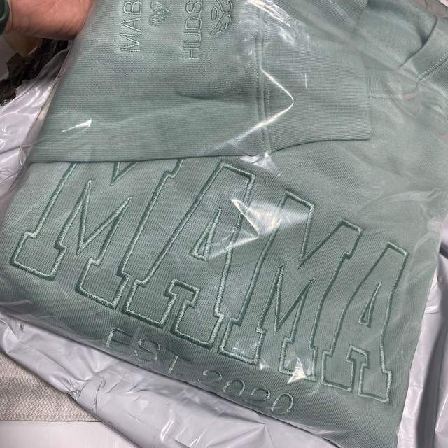 Benutzerdefinierte Mama bestickt Sweatshirt Hoodie mit Kindernamen für Muttertag Geschenkideen