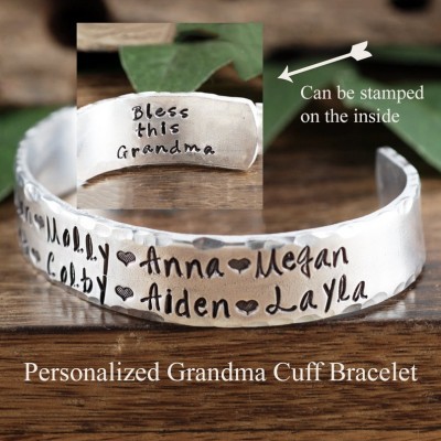 Personalisierte Mama Oma Manschette Kinder Namensarmband Weihnachtsgeschenk