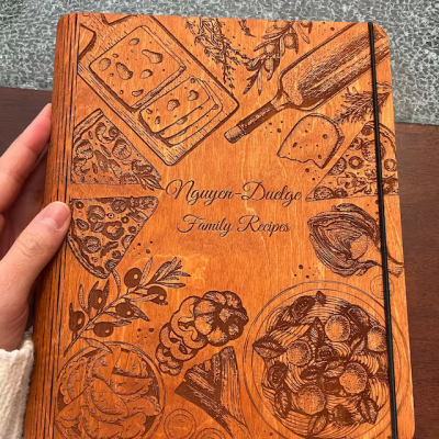 Individuelles Familien-Rezeptbuch aus Holz für Mama, Oma, Geschenkideen zum Weihnachtstag