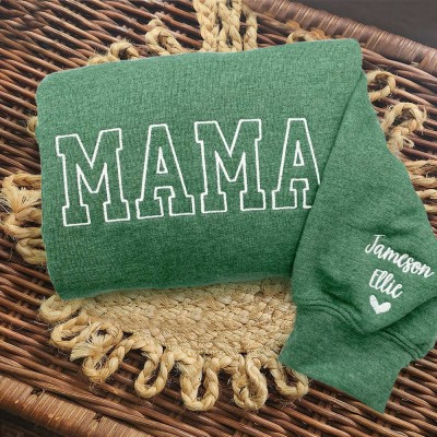 Benutzerdefinierte bestickte Mama Sweatshirt mit Kindernamen auf Ärmel für Mama Oma Muttertag Geschenk