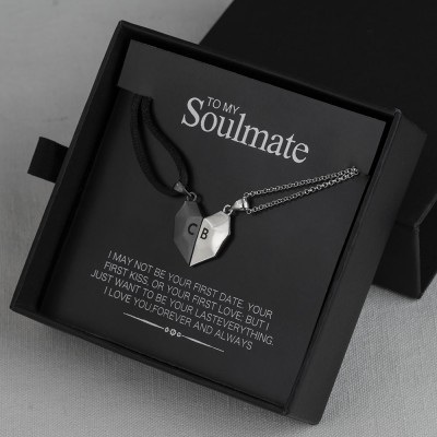 2 Stück personalisierte magnetische Interattraktion herzförmige Namenskette Valentinstag für meinen Seelenverwandten