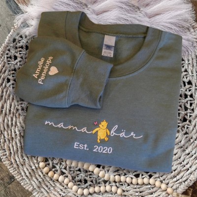 Individuell bestickte Mama Bär Sweatshirt mit Kindernamen für Muttertag Geschenkideen