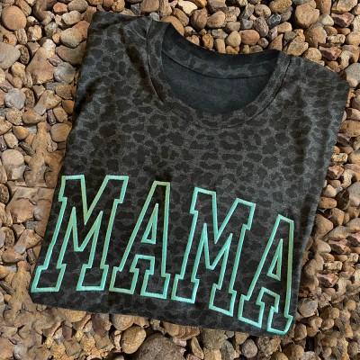 Benutzerdefinierte Gestickten Leopard Mama Shirt für Muttertag Geschenk