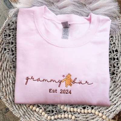 Individuell bestickte Mama Bär Sweatshirt mit Kindernamen für Muttertag Geschenkideen