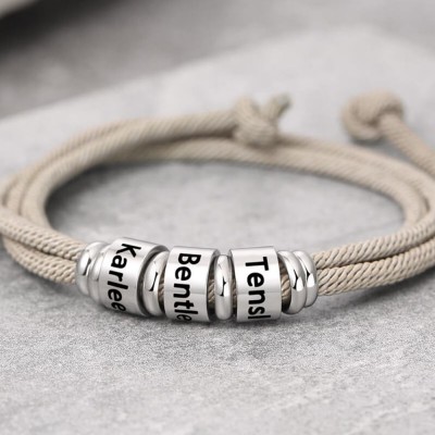 Personalisiertes Herrenarmband mit gravierten Namensperlen mit 1-10 Perlen