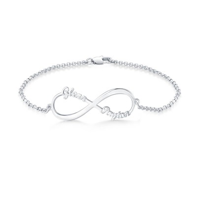 Personalisiertes Infinity Charm-Armband