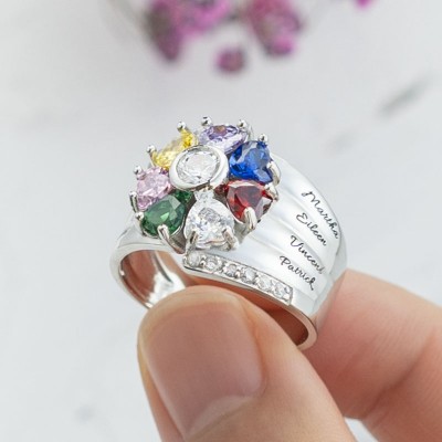 S925 Silber personalisierter gravierter herzförmiger Geburtssteinring mit 1–8 Namen
