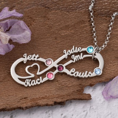 Personalisierte Unendlichkeitskette mit Namen und Geburtssteinen als Muttertagsgeschenk