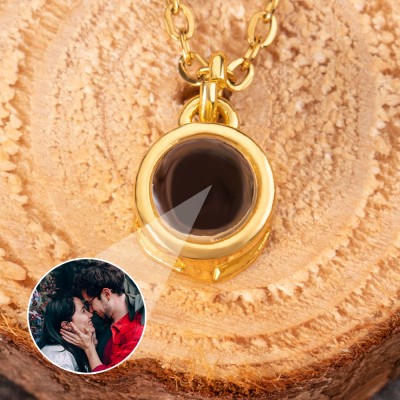 Personalisierte Fotoprojektions-Charm-Halskette für Paare zum Valentinstag