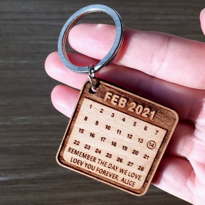 Personalisierter Kalender Schlüsselanhänger Jahrestag Valentinstag Paargeschenk