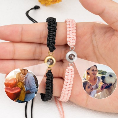 Personalisiertes Fotoprojektions-Charm-Armband für den Valentinstag Ihrer Frau
