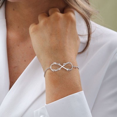 Personalisiertes Infinity Charm-Armband