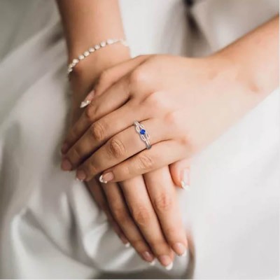 Versprechen personalisierter Geburtssteinring