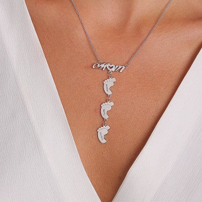 Personalisierte MoM Herz gravierte Namensketten mit 1-10 Baby Feet Charms