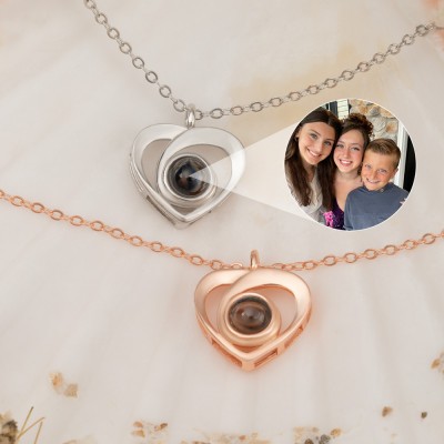 Personalisierte Fotoprojektions-Herz-Halskette für Tochter von Mama