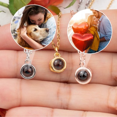 Personalisierte Fotoprojektions-Charm-Halskette als Valentinstagsgeschenk